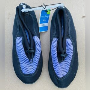 Girls West Loop Water Shoes Size 2/3